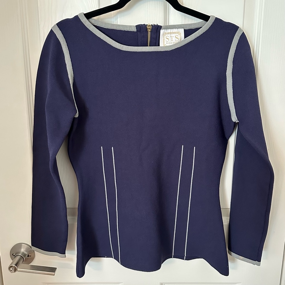 Sail to Sable Navy Knit Top – Size S